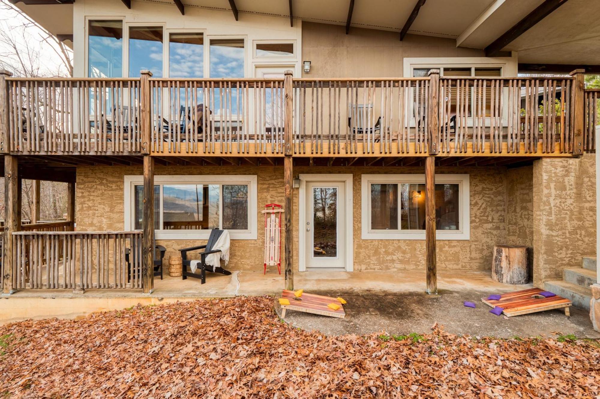 Chestnut By Avantstay Mountain Cabin W Treetop Views Hot Tub Game Room جاتلينبرج المظهر الخارجي الصورة